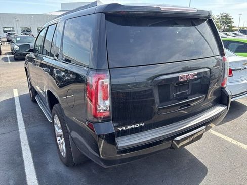 Used 2017 GMC Yukon SLT w/ Open Road Package AWD/4WD image 4