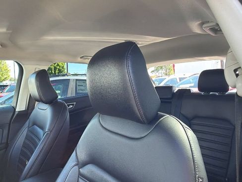 Used 2024 Ford Edge SEL AWD/4WD image 22