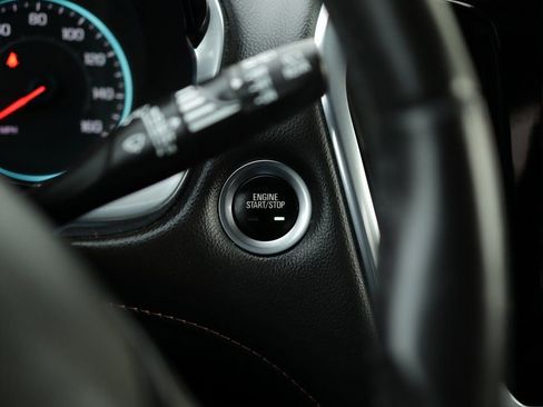 Used 2020 Chevrolet Traverse LT w/ Driver Confidence II Package image 18