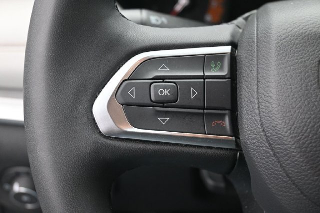 Used 2025 Jeep Compass Limited AWD/4WD image 17