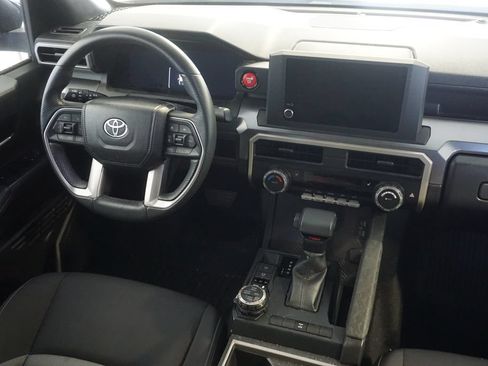Used 2024 Toyota Tacoma TRD Off-Road AWD/4WD image 21