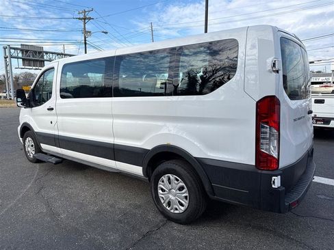 Used 2022 Ford Transit 350 XLT image 26