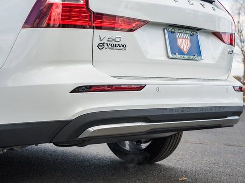 New 2026 Volvo V60 B5 Cross Country Plus w/ Protection Package Premier image 7