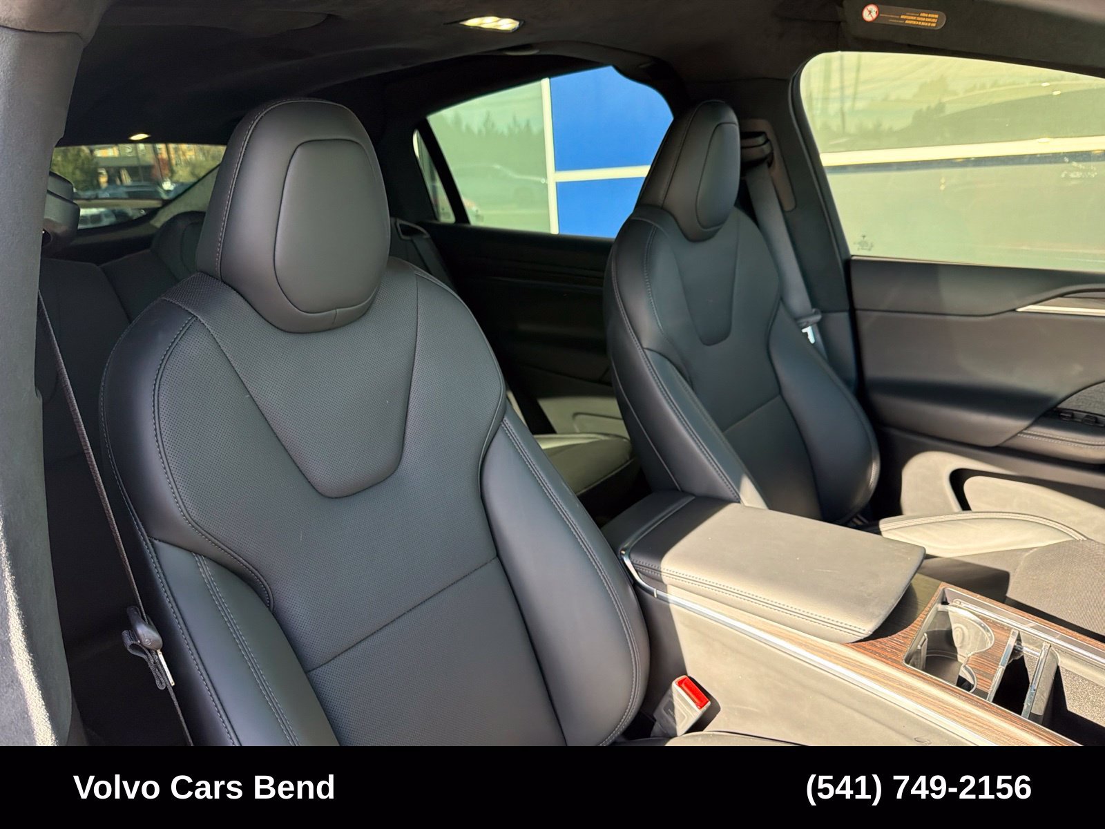 Used 2025 Tesla Model X AWD/4WD image 26