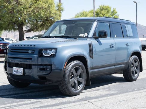 Used 2023 Land Rover Defender 110 S AWD/4WD image 9