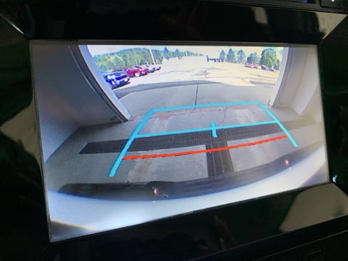 Used 2017 Toyota Tundra SR image 24