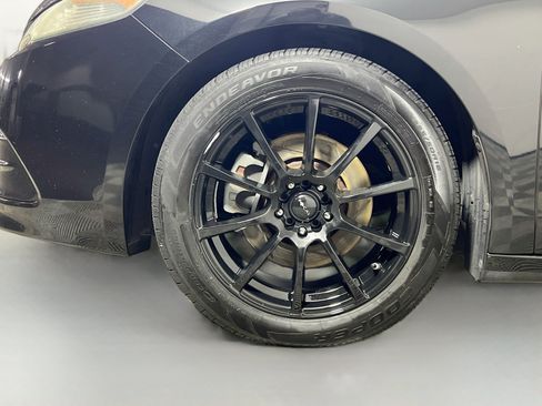 Used 2017 Acura TLX FWD image 14
