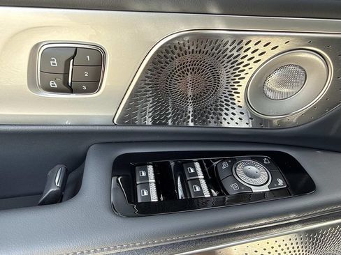 New 2026 Lincoln Nautilus Reserve AWD/4WD image 19