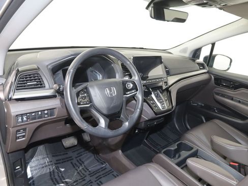 Used 2023 Honda Odyssey Touring image 26