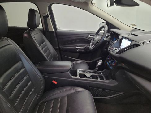 Used 2018 Ford Escape Titanium w/ Ford Safe & Smart Package AWD/4WD image 21