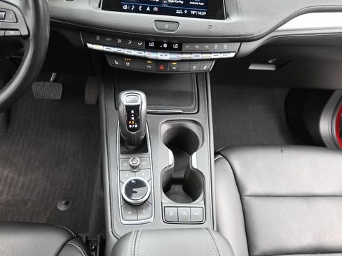 Used 2019 Cadillac XT4 Premium Luxury AWD/4WD image 14