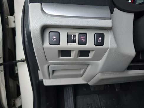 Used 2018 Subaru Forester 2.5i Premium image 19