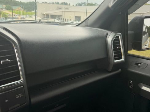 Used 2015 Ford F150 XLT w/ Equipment Group 301A Mid AWD/4WD image 33