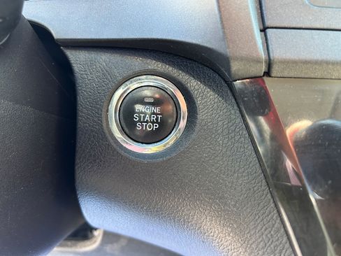 Used 2017 Toyota Sienna Limited AWD/4WD image 19
