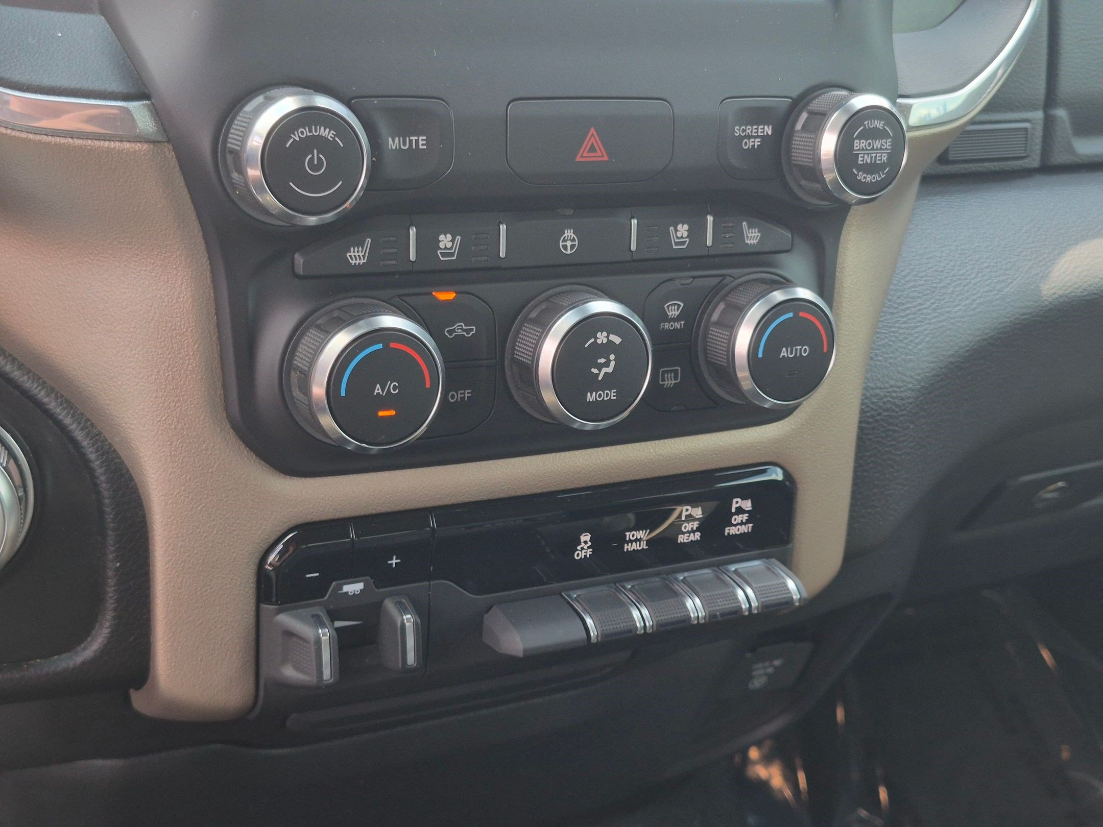 Used 2022 RAM 1500 Laramie RWD image 23