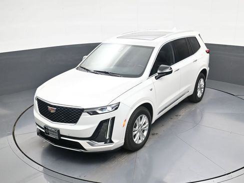 Used 2024 Cadillac XT6 Luxury w/ LPO, Floor Liner Package AWD/4WD image 27