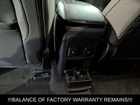 Used 2023 Ford Explorer XLT image 17