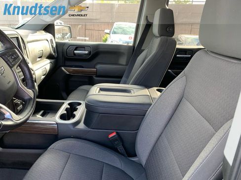 Used 2021 Chevrolet Silverado 1500 RST image 10