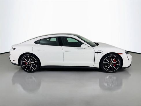 Used 2024 Porsche Taycan 4S AWD/4WD image 30