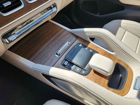 Used 2022 Mercedes-Benz GLE 350 4MATIC image 26