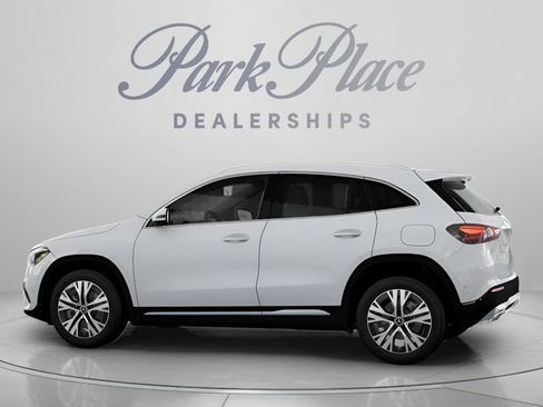 Used 2025 Mercedes-Benz GLA 250 4MATIC image 8