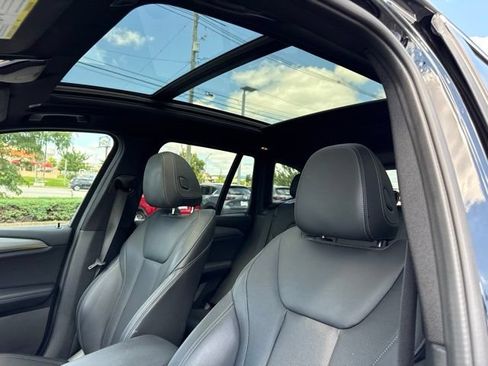 Used 2022 BMW X3 xDrive30i w/ Convenience Package AWD/4WD image 2