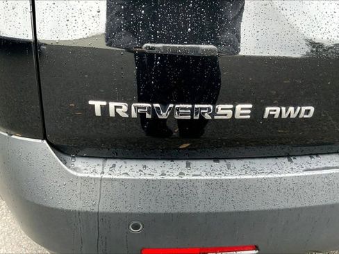 Used 2020 Chevrolet Traverse RS image 7