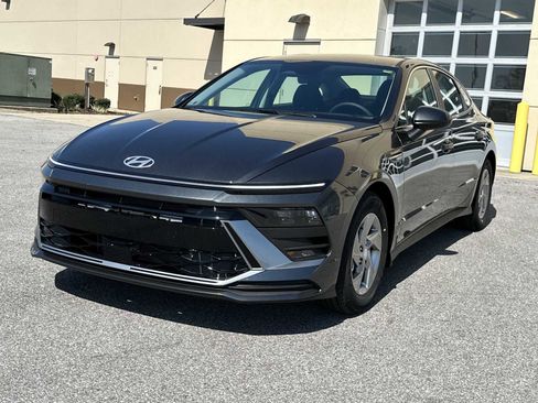 New 2026 Hyundai Sonata SE image 3