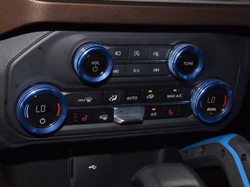 Used 2023 Ford Bronco Outer Banks AWD/4WD image 31