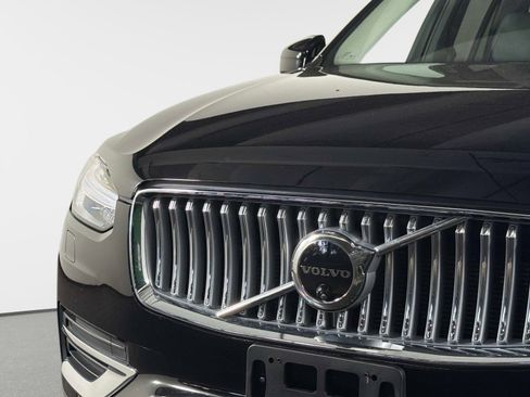 Used 2025 Volvo XC90 B6 Plus AWD/4WD image 11