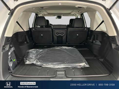 Used 2025 Honda Pilot Touring image 28