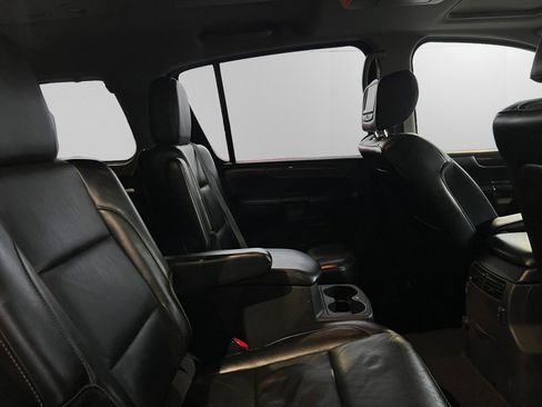 Used 2013 Nissan Armada Platinum image 20
