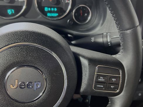 Used 2015 Jeep Wrangler Unlimited Sport w/ Quick Order Package 24S AWD/4WD image 20