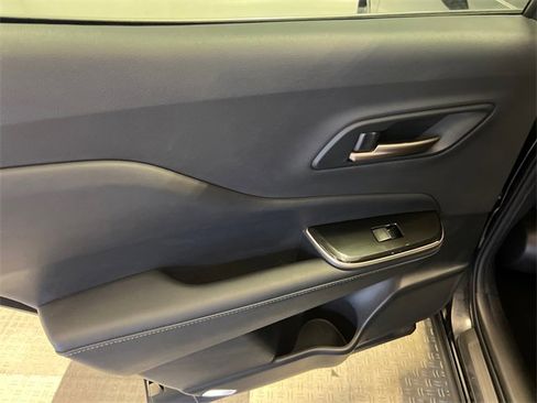 Used 2024 Toyota Crown XLE image 18