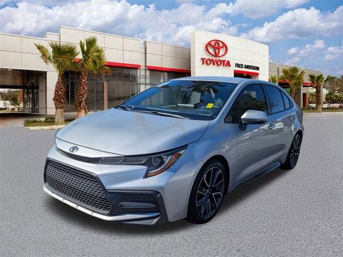 Certified 2022 Toyota Corolla SE image 9