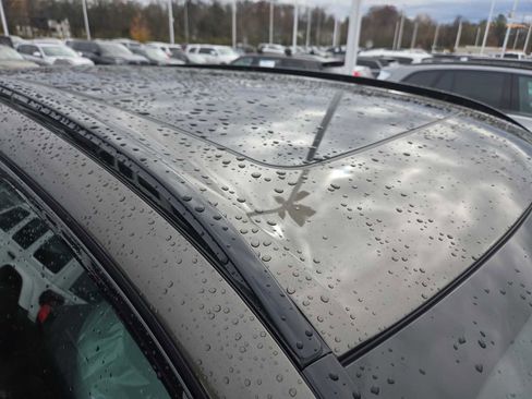 New 2026 BMW X5 xDrive50e w/ Executive Package image 3