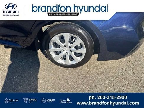 Used 2024 Toyota Corolla LE FWD image 25