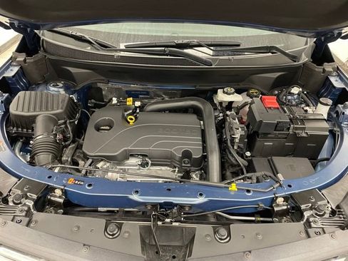 New 2025 Chevrolet Equinox LT image 12