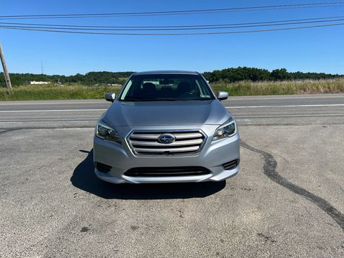 Used 2015 Subaru Legacy 2.5i Premium AWD/4WD image 5
