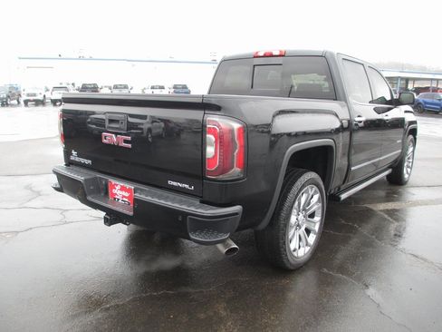Used 2018 GMC Sierra 1500 Denali w/ Denali Ultimate Package image 4