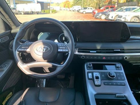Used 2023 Hyundai Palisade Calligraphy image 24