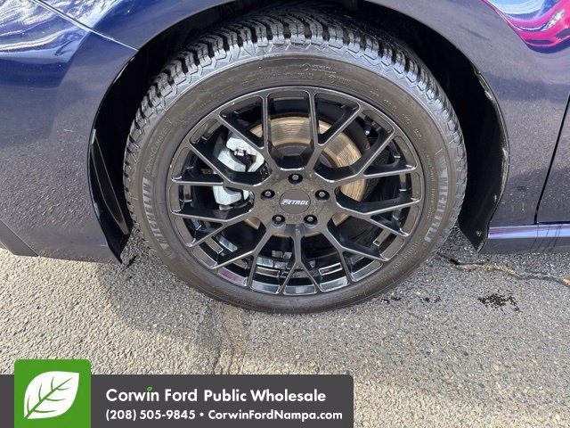Used 2021 Toyota Camry SE w/ Cold Weather Package AWD/4WD image 9