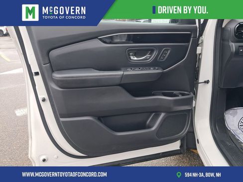 Used 2023 Honda Pilot EX-L image 14