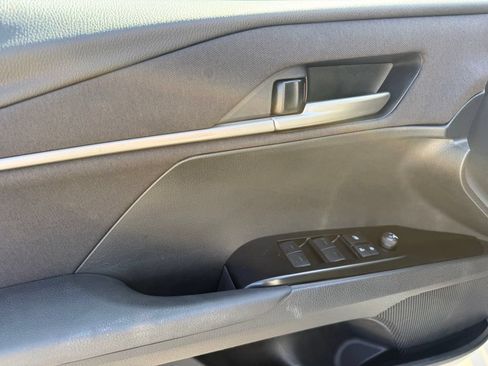 Used 2025 Toyota Camry LE FWD image 17