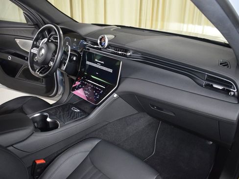 Certified 2023 Maserati Grecale Modena AWD/4WD image 26