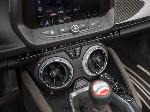 Used 2019 Chevrolet Camaro ZL1 RWD image 30