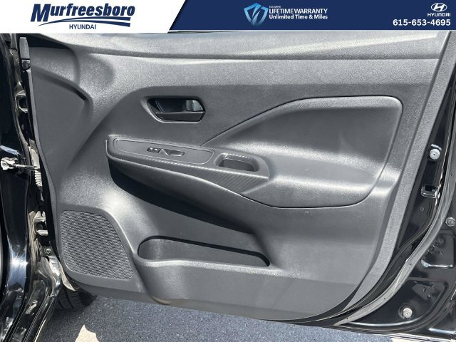 Used 2020 Nissan Versa S FWD image 25