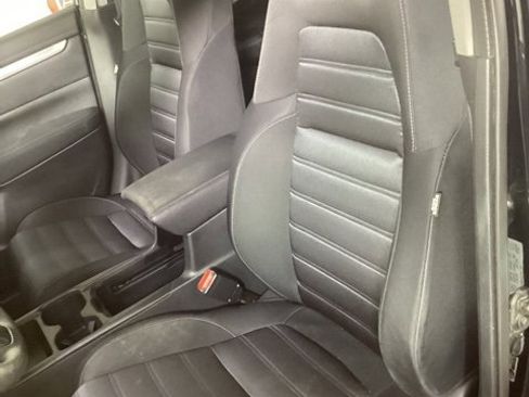 Used 2020 Honda CR-V LX image 12