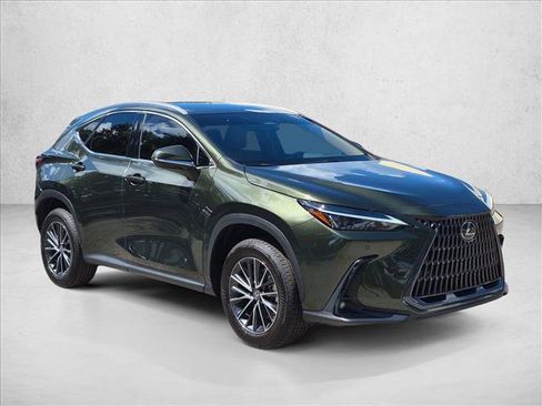 Certified 2025 Lexus NX 250 FWD w/ Accessory Package (Z1) image 3
