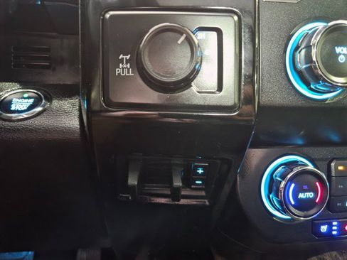 Used 2019 Ford F250 Lariat w/ Lariat Ultimate Package image 51